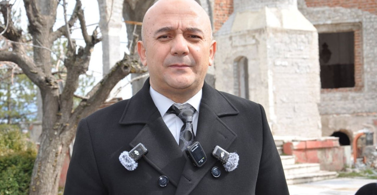 Çinili Cami Yeniden İnşa Ediliyor