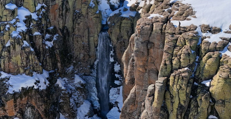 Çır Şelalesi Kar Sularıyla Canlanıyor