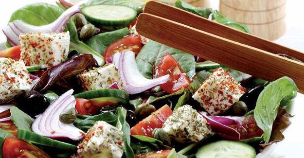 Çiroz Salatası Nasıl Yapılır?