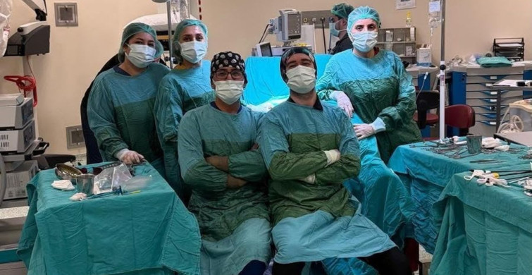 Çivrilli hasta, kesi yapılmadan tedavi ile sağlığına kavuştu