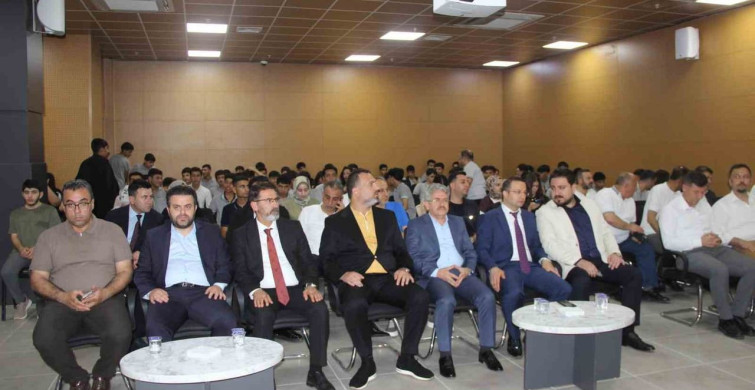 Cizre'de Girişimci Kütüphanesi Programı Düzenlendi