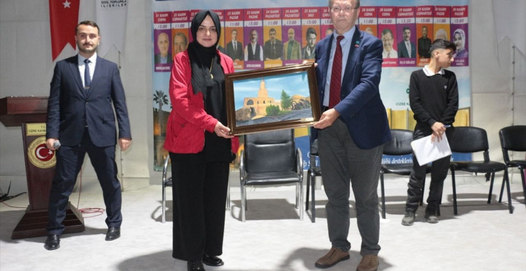 Cizre'de Kardeşlik Temalı Kitap Fuarı Devam Ediyor