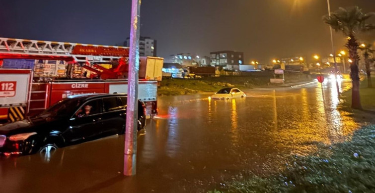 Cizre'de Şiddetli Yağış Sonrası İtfaiye Operasyonu