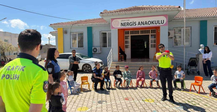 Cizre'de Trafik Haftası Etkinlikleri ile Geleceğin Sürücüleri Yetiştiriliyor