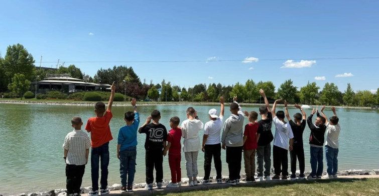 Çocuklar Eskişehir'de doğa ve bilimle buluştu
