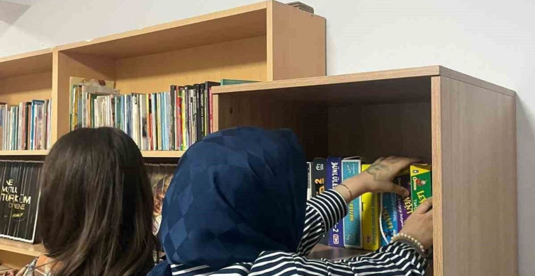 Çocuklar İçin Kitap Desteği: Ümitalan Köyü'nde 'Bir Kitap Bin Pencere' Projesi