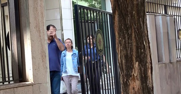 Çocuklarına Alkol İçiren Anne Ve Baba Serbest Bırakıldı