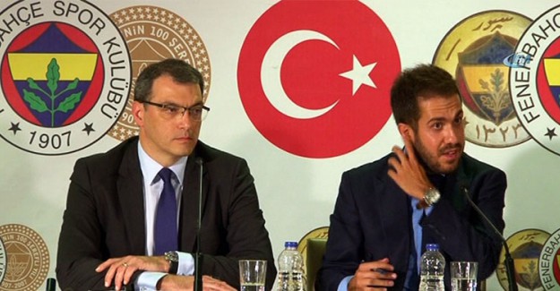 Comolli Milli Forvetin Menajeriyle Görüştü!