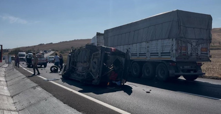 Çorlu'da 3 Araçlı Kaza: 6 Yaralı