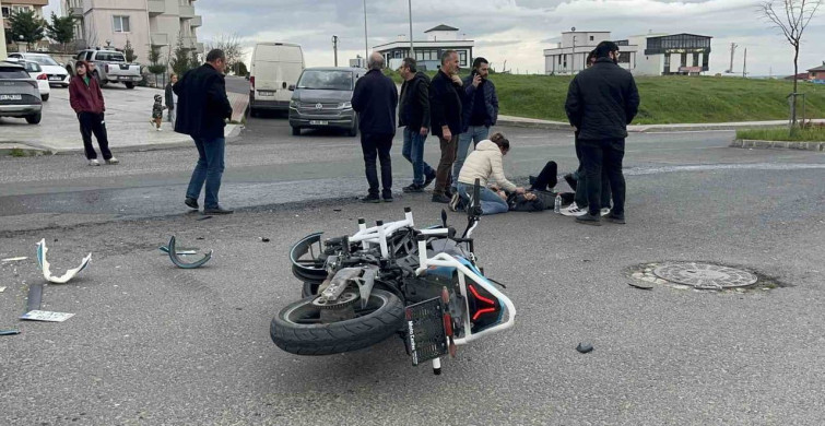 Çorlu'da Trafik Kazası: İki Genç Yaralandı