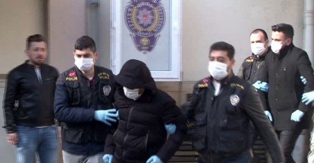 Coronavirüse Aldırış Etmeden Parti Yapan Gençler Gözaltına Alındı
