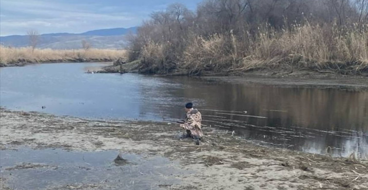 Çorum'da Bataklığa Saplanan Avcı Jandarma Tarafından Kurtarıldı