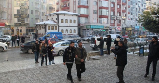 Çorum'da FETÖ'nün Hücre Evine Yapılan Operasyonda 5 Kişi Yakalandı