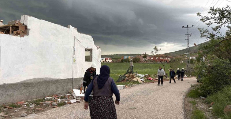 Çorum'da Hortum Felaketi: Vatandaşlar Korku İçinde