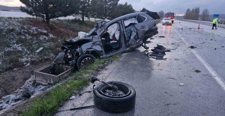 Çorum'da İki Farklı Trafik Kazası: 1 Ölü, 3 Yaralı