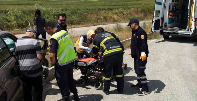 Çorum'da iki otomobil çarpıştı: 1 yaralı