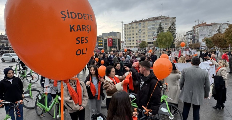 Çorum'da Kadına Yönelik Şiddete Bisikletli Kortej İle Dikkat Çekildi