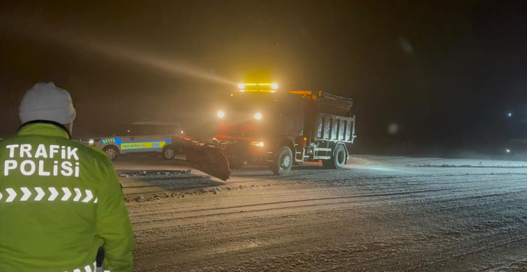 Çorum'da Kar Yağışı Ulaşımı Olumsuz Etkiledi