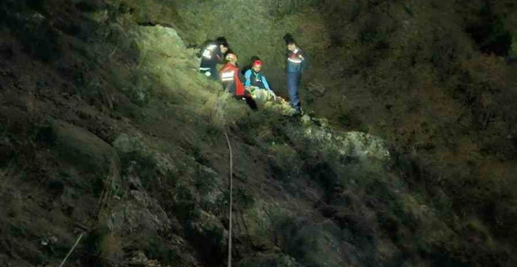 Çorum'da Mantar Toplarken Uçurumdan Düşen Vatandaş Kurtarıldı