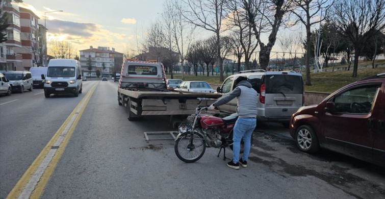 Çorum'da Motosiklet Kazası: İki Yaralı