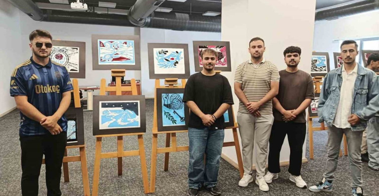 Çorum'da öğrencilerin eserleri sanatseverlerle buluştu