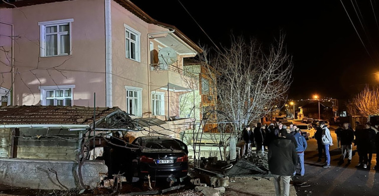 Çorum'da Trafik Kazası: 2 Yaralı