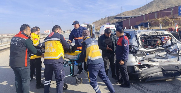 Çorum'da Trafik Kazası: 5 Yaralı