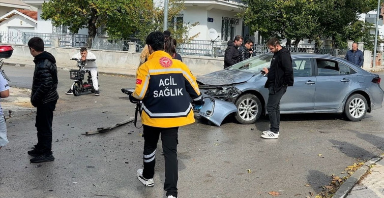 Çorum'da Trafik Kazası: 5 Yaralı Çorum'da Trafik Kazası: 5 Yaralı
