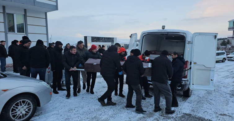 Çorum'da Trajik Olay: Çift Evlerinde Ölü Bulundu
