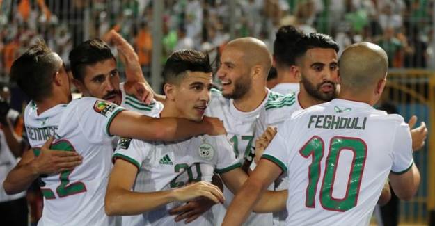 Covid-19 İzin Verirse Feghouli'nin 'Kankası' Galatasaray'da