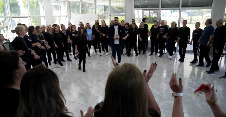 Çukurova Belediyesi'nin Halk Oyunları ile Kültürel Mirası Yaşatma Çabası