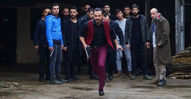 Çukur'un 48. Bölümünde 2 Önemli Karakter Diziye Veda Etti! Peki Hain Kim?