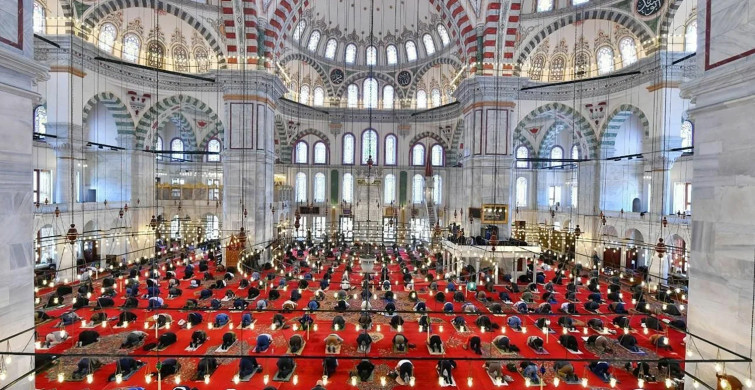 Cuma Namazında Dikkat Edilmesi Gereken Hususlar Nelerdir?