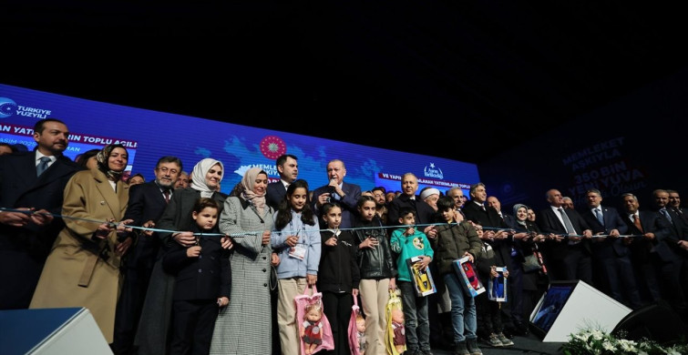 Cumhurbaşkanı Erdoğan Adıyaman'da 350 Bininci Afet Konutunu Teslim Etti