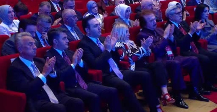 Cumhurbaşkanı Erdoğan: Akışa yön veren bir gençlik yetiştireceğiz
