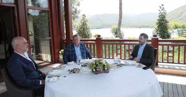 Cumhurbaşkanı Erdoğan, Arnavutluk Başbakanı Rama'yı Kabul Etti