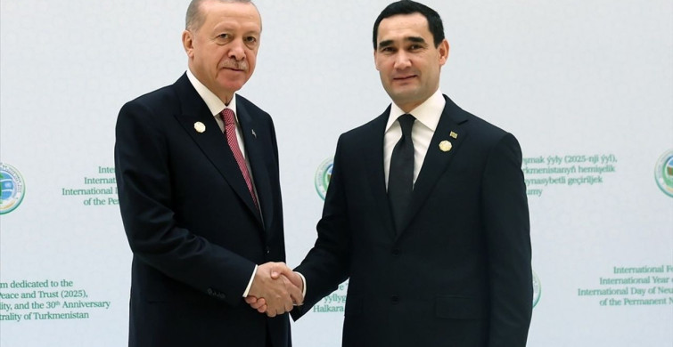 Cumhurbaşkanı Erdoğan Aşkabat'ta Barış ve Güven Forumu'nda