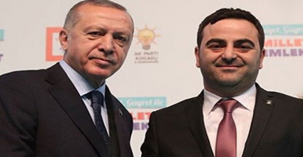 Cumhurbaşkanı Erdoğan Başkan Adayına "Senin Neden Bıyığın Yok" Diye Sordu