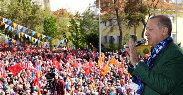 Cumhurbaşkanı Erdoğan: 'Bu Millet Sizi Mezara Gömer, Mezara'