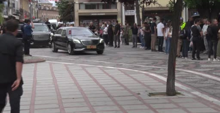 Cumhurbaşkanı Erdoğan, Edirne'de esnaf ve vatandaşlarla bir araya geldi