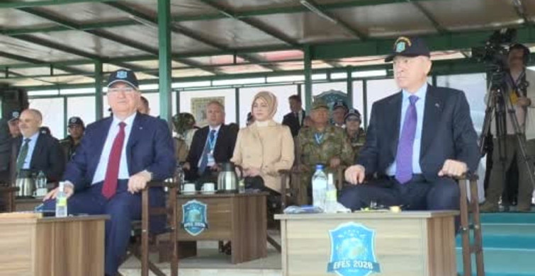 Cumhurbaşkanı Erdoğan, Efes Tatbikatı Stantlarını Ziyaret Etti