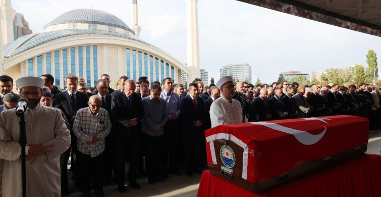 Cumhurbaşkanı Erdoğan, Hamdi Kılıç'ın Cenaze Törenine Katıldı