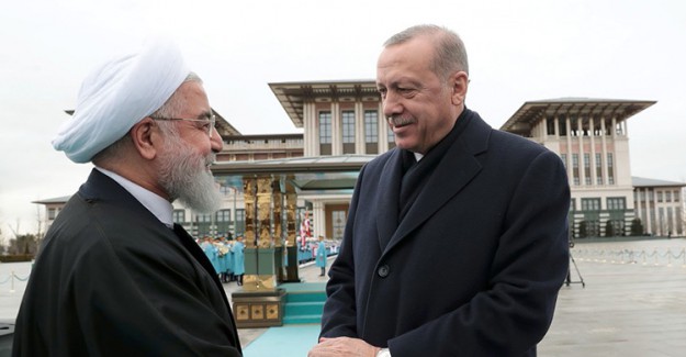 Cumhurbaşkanı Erdoğan, İranlı Mevkidaşını Resmi Törenle Karşıladı