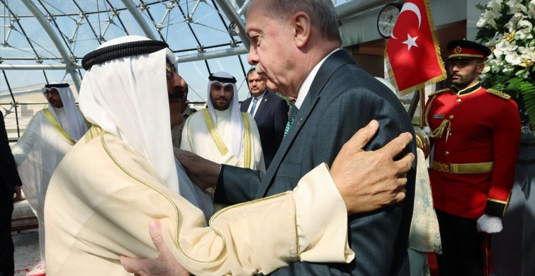 Cumhurbaşkanı Erdoğan Kuveyt'te Resmi Temaslarda Bulundu Cumhurbaşkanı Erdoğan Kuveyt'te Resmi Temaslarda Bulundu