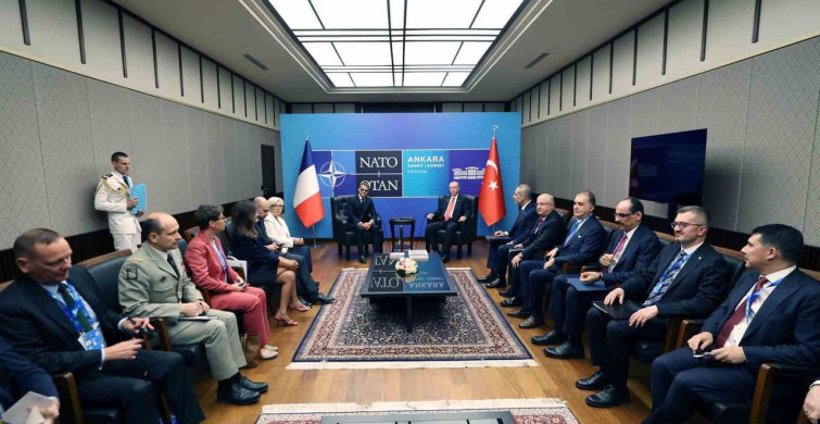 Cumhurbaşkanı Erdoğan, Macron ile görüştü