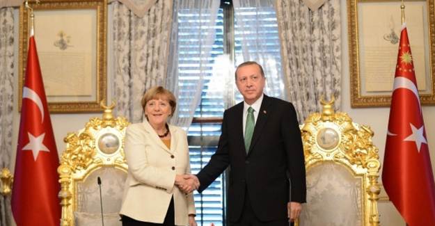 Cumhurbaşkanı Erdoğan ve Merkel Doğu Akdeniz Problemini Değerlendirdi