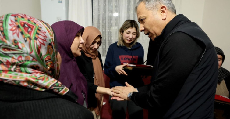 Cumhurbaşkanı Erdoğan, Şehit Polis Memuru Yasin Koçyiğit'in Ailesine Taziye Ziyareti Gerçekleştirdi