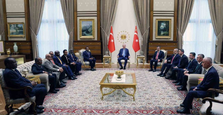 Cumhurbaşkanı Erdoğan, Sudan Başbakanı Kamil İdris'i Ağırladı