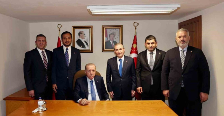 Cumhurbaşkanı Erdoğan, Sultanbeyli Belediye Başkanı Ali Tombaş’ı kabul etti