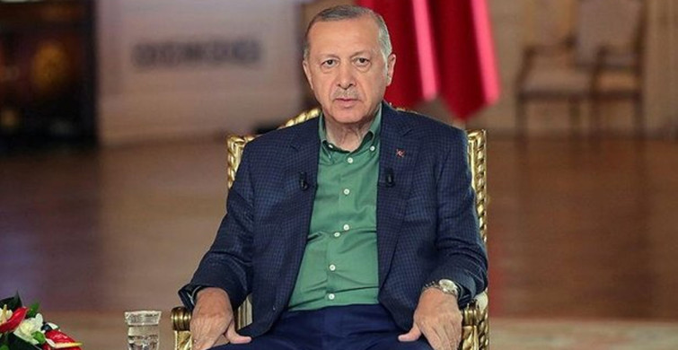 Cumhurbaşkanı Erdoğan'dan Hashtag Açanlara Yanıt: ‘Dimdik Ayaktayız!’